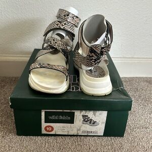 Wild fable - Fashion sneaker sole snakeskin sandals